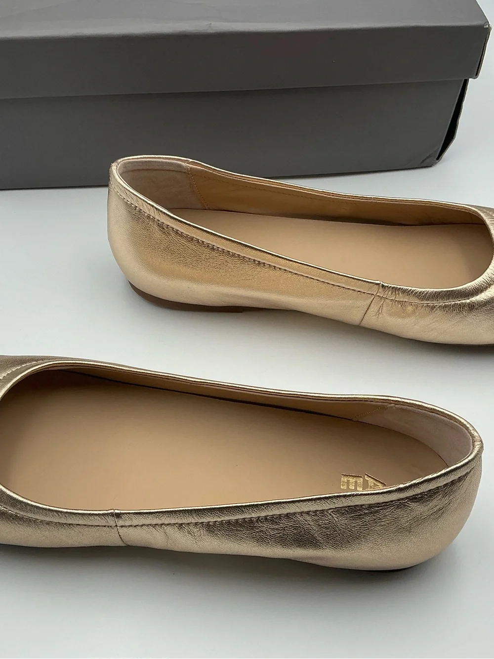 ABEO PROMENADE Metallic Gold Women’s Flats